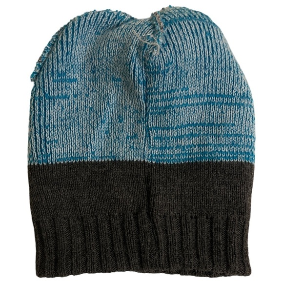 Grey Puff Ball Winter Snow Beanie - Picture 5 of 7